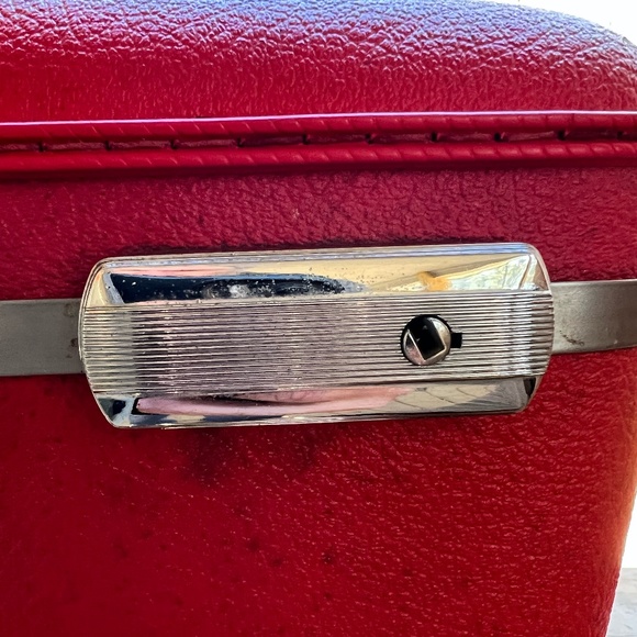 Luggage - Picture 6 of 11